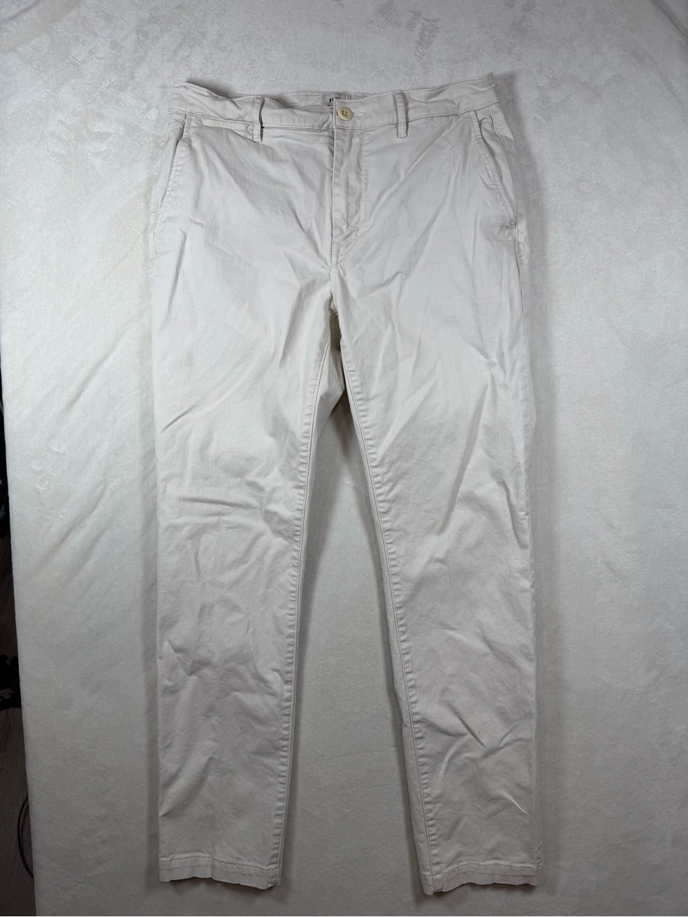 Flint and Tinder Size 33W 32L Slim Fit Classic Men's Chino Pants in Off-White
